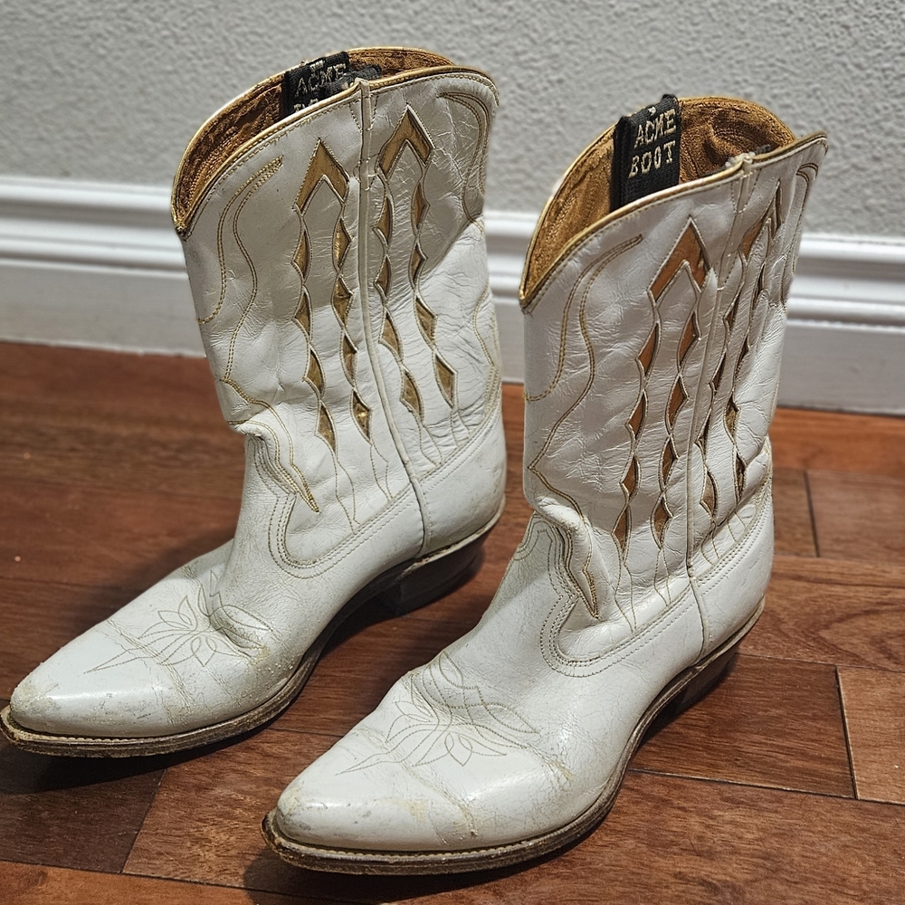 1970's Vintage ACME White and Gold Leather  Ankle Boots